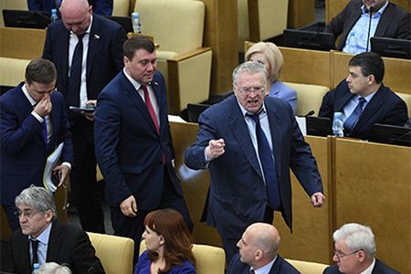 Жириновский выводит фракцию ЛДПР с заседания Госдумы